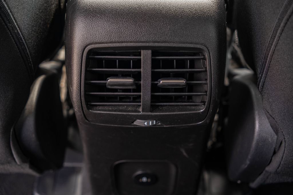 Certified 2024 Ford Escape Active FWD image 15