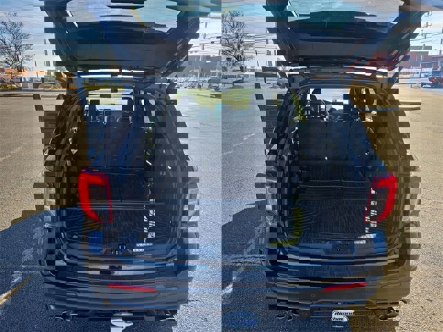 Certified 2020 Ford Explorer ST w/ Premium Technology Package image 24