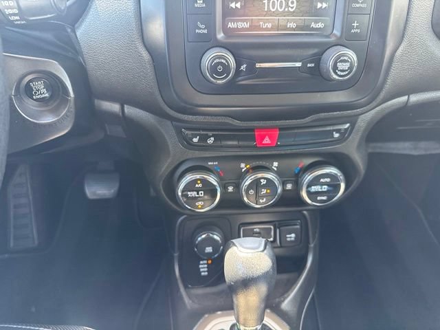 Used 2017 Jeep Renegade Limited AWD/4WD image 28