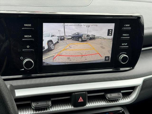 Used 2021 Kia K5 LXS image 22