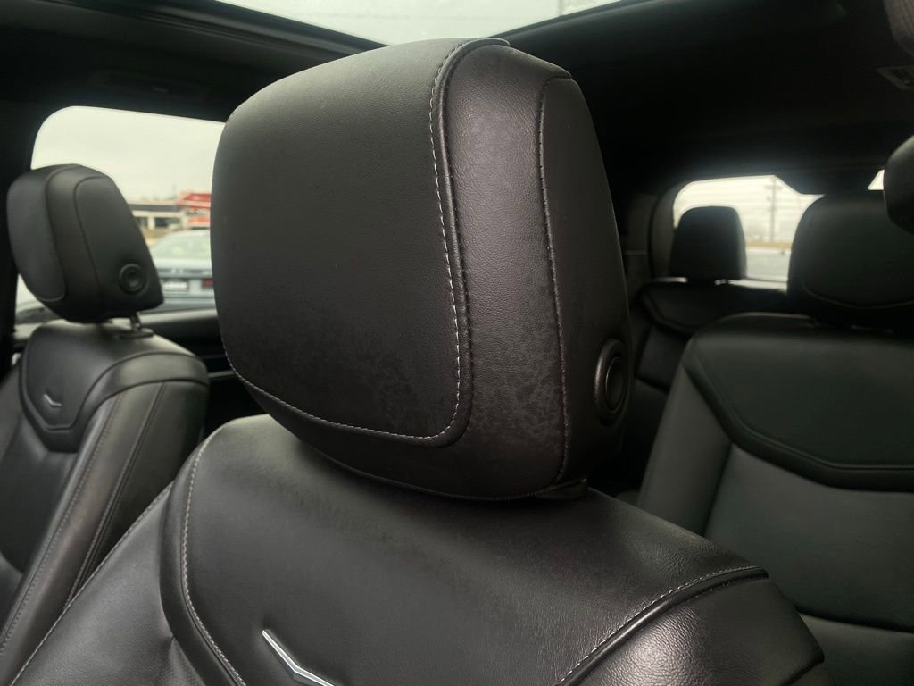 Used 2023 Cadillac XT6 Premium Luxury image 24
