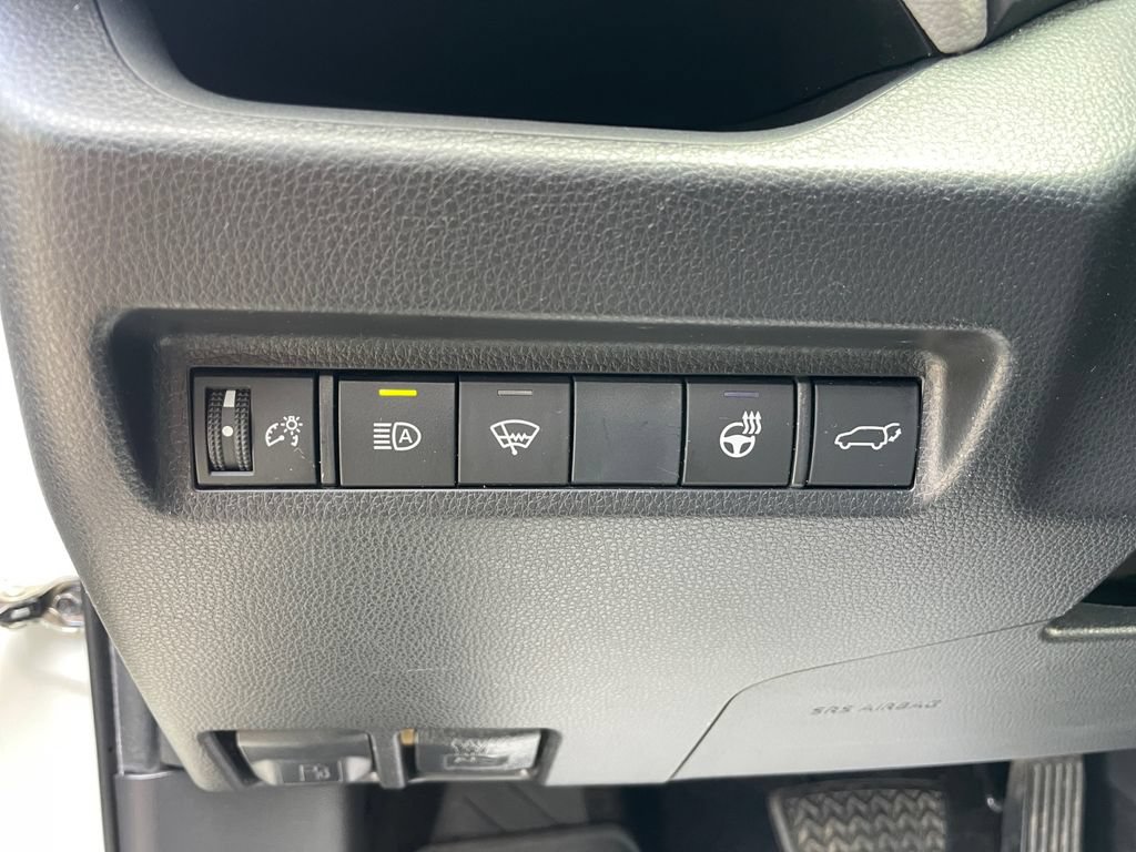 Used 2019 Toyota RAV4 XLE Premium w/ Cold Weather Package AWD/4WD image 37