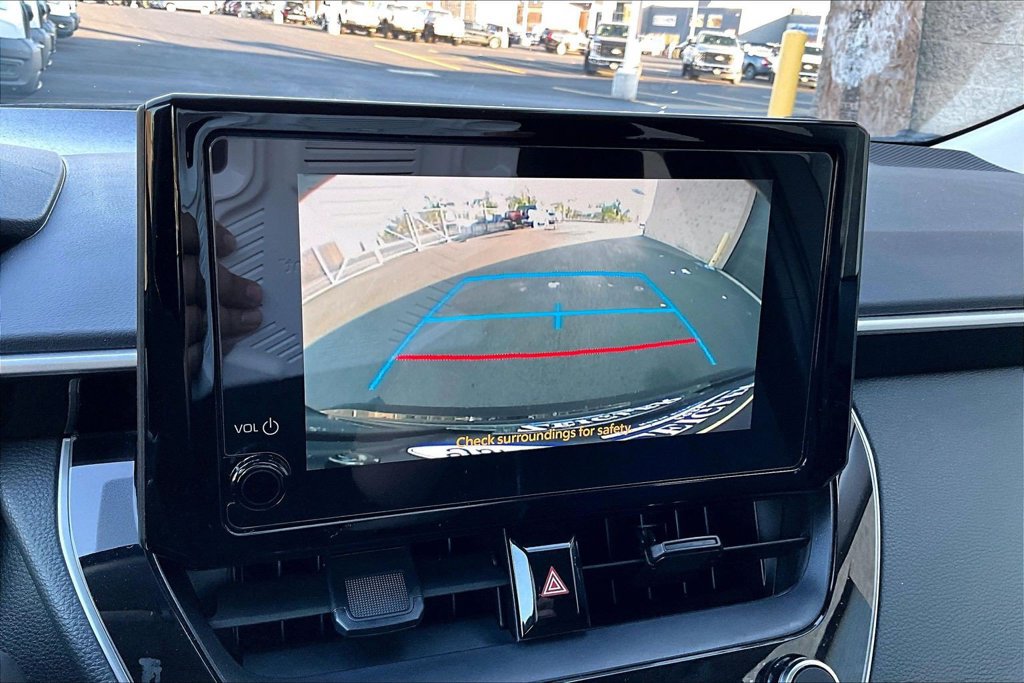 Used 2025 Toyota Corolla LE FWD image 20