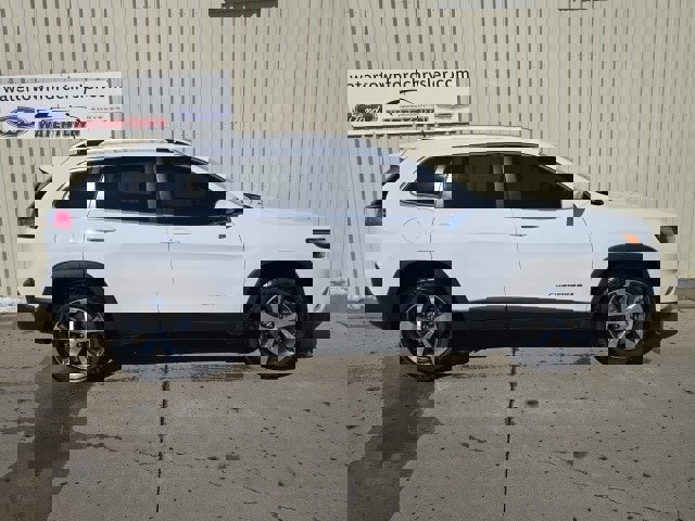 Used 2020 Jeep Cherokee Limited image 5