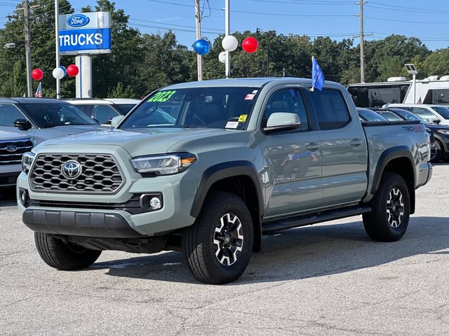 Used 2023 Toyota Tacoma TRD Off-Road w/ TRD Premium Off Road Package AWD/4WD image 3