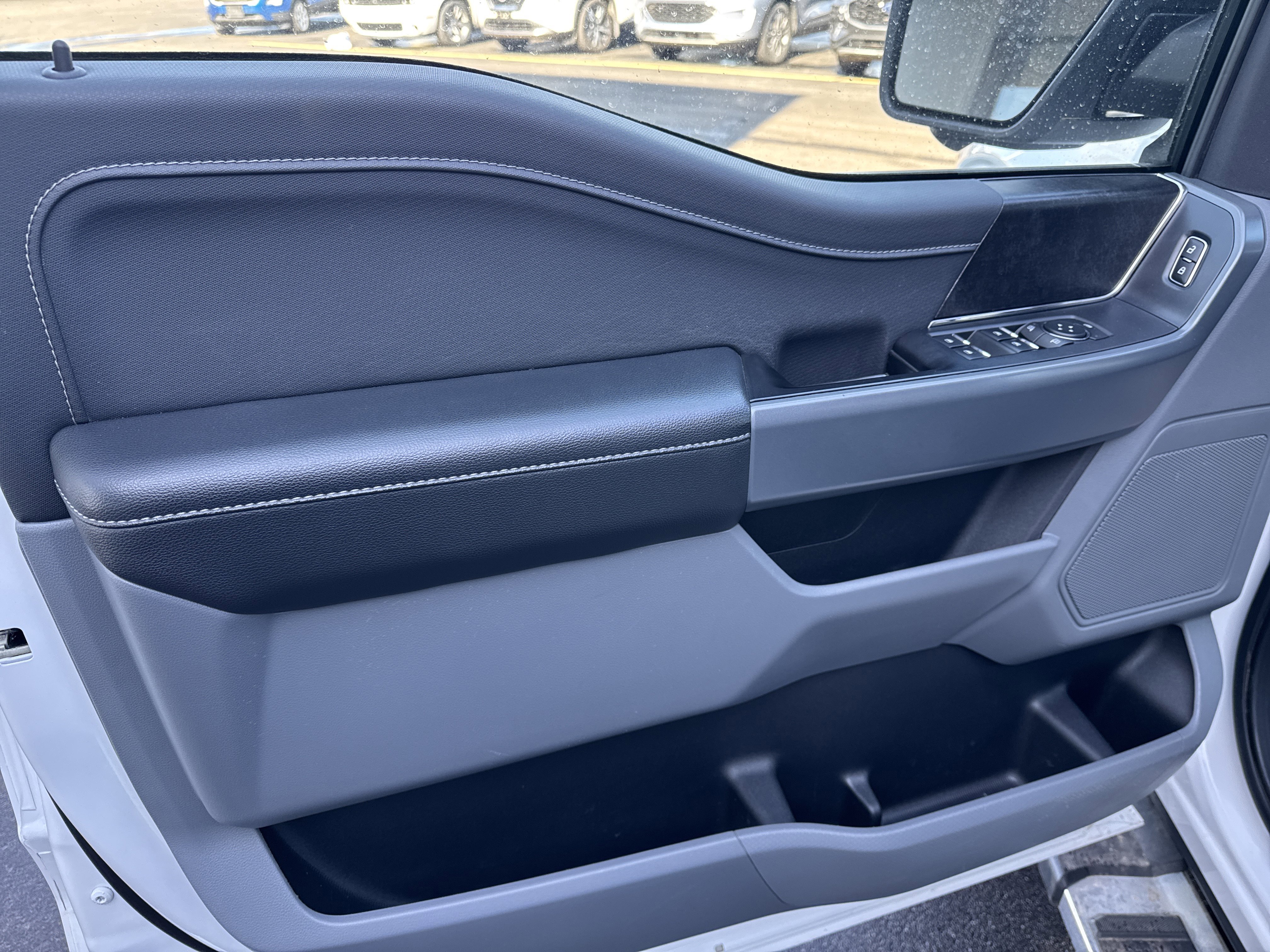 Certified 2022 Ford F150 XLT w/ Equipment Group 302A High image 9