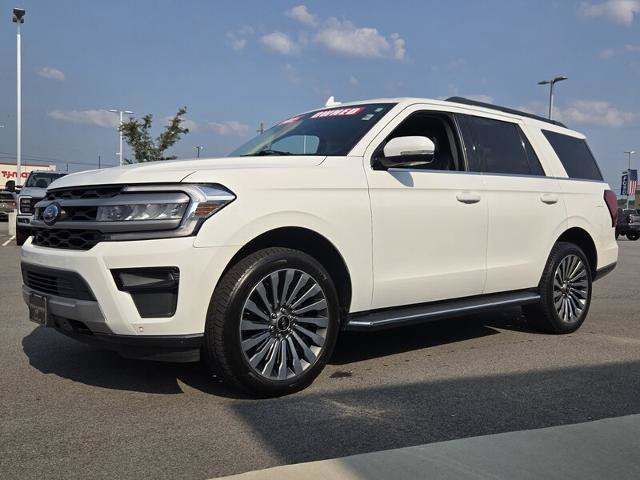 Certified 2023 Ford Expedition XLT AWD/4WD image 2