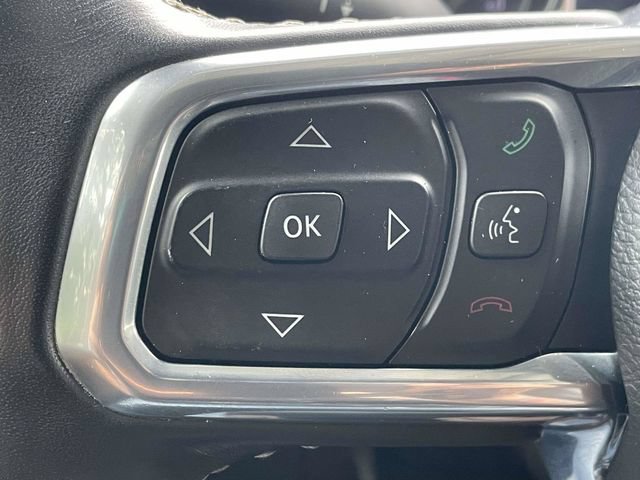 Used 2023 Jeep Gladiator Overland w/ LED Lighting Group AWD/4WD image 18