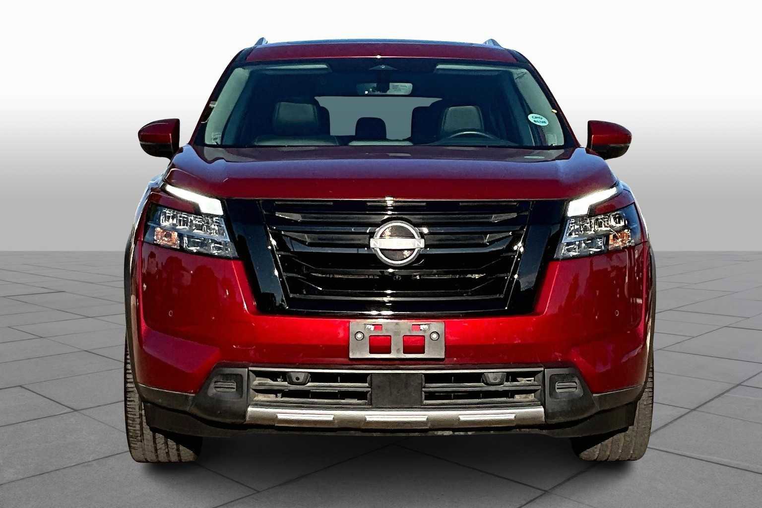 Used 2023 Nissan Pathfinder SL w/ SL Premium Package image 6