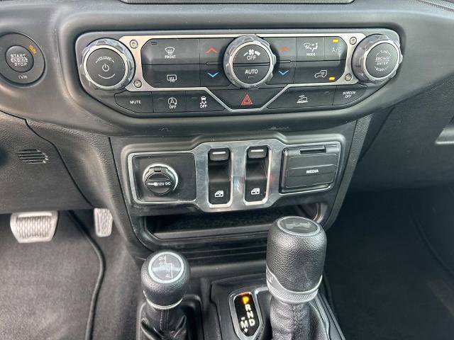 Used 2023 Jeep Wrangler Sport AWD/4WD image 24