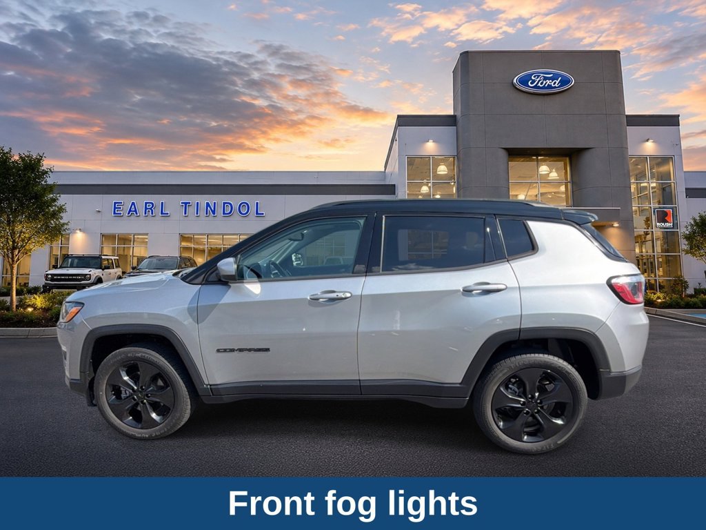 Used 2019 Jeep Compass Latitude AWD/4WD image 5
