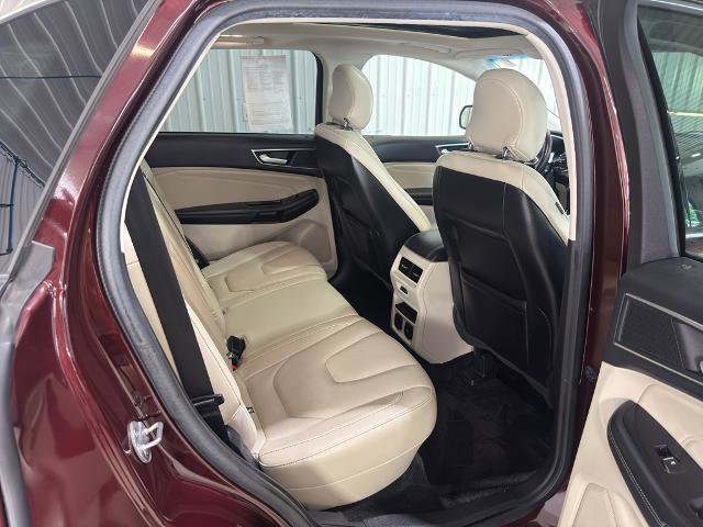 Certified 2017 Ford Edge Titanium w/ Equipment Group 301A AWD/4WD image 30