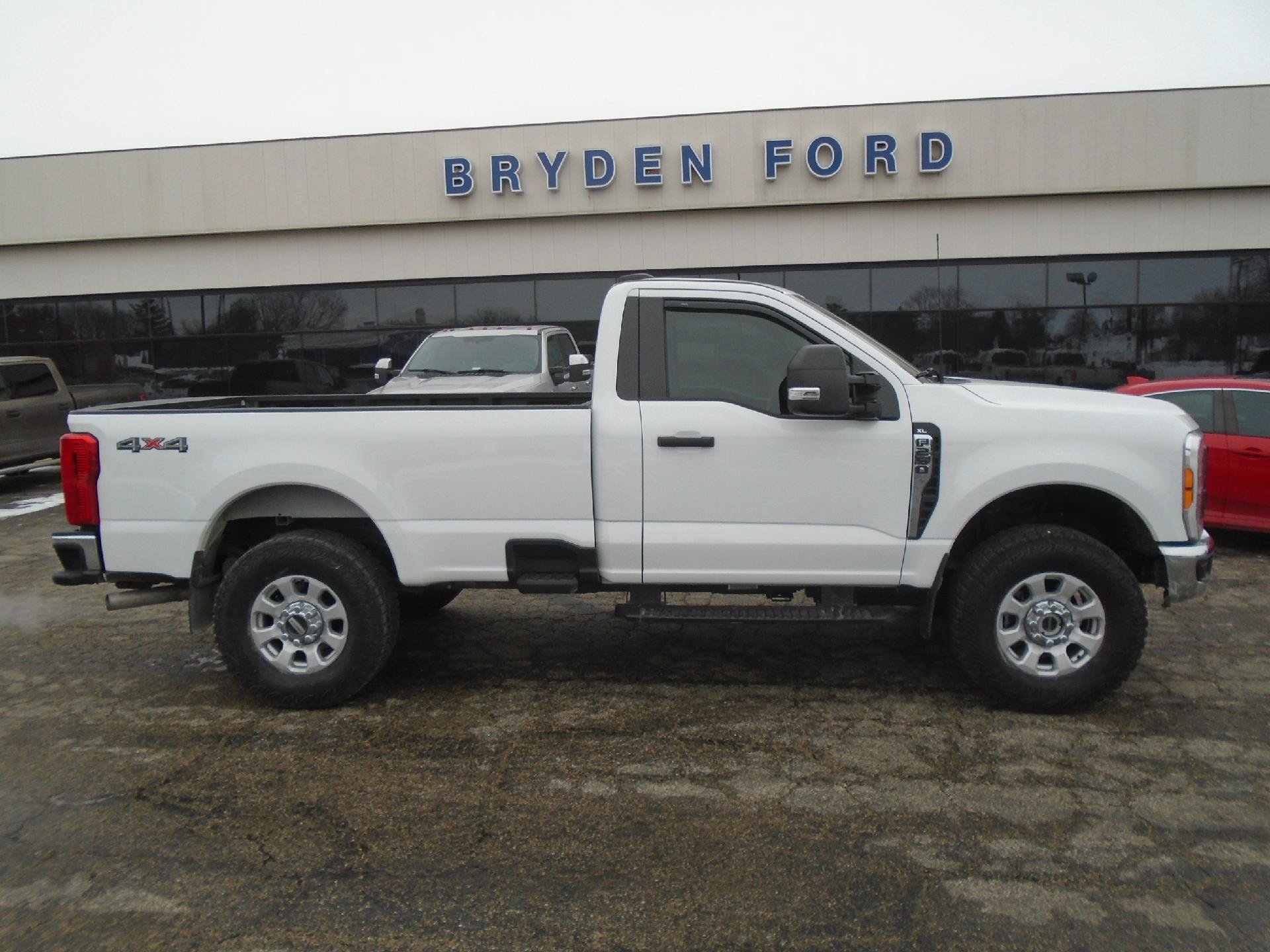 Certified 2023 Ford F250 XL w/ Snow Plow Prep Package AWD/4WD image 4