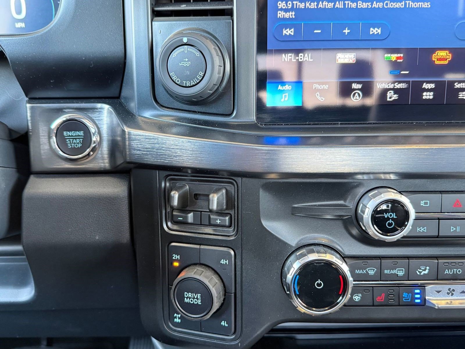 Certified 2025 Ford F250 Lariat w/ Lariat Ultimate Package AWD/4WD image 20