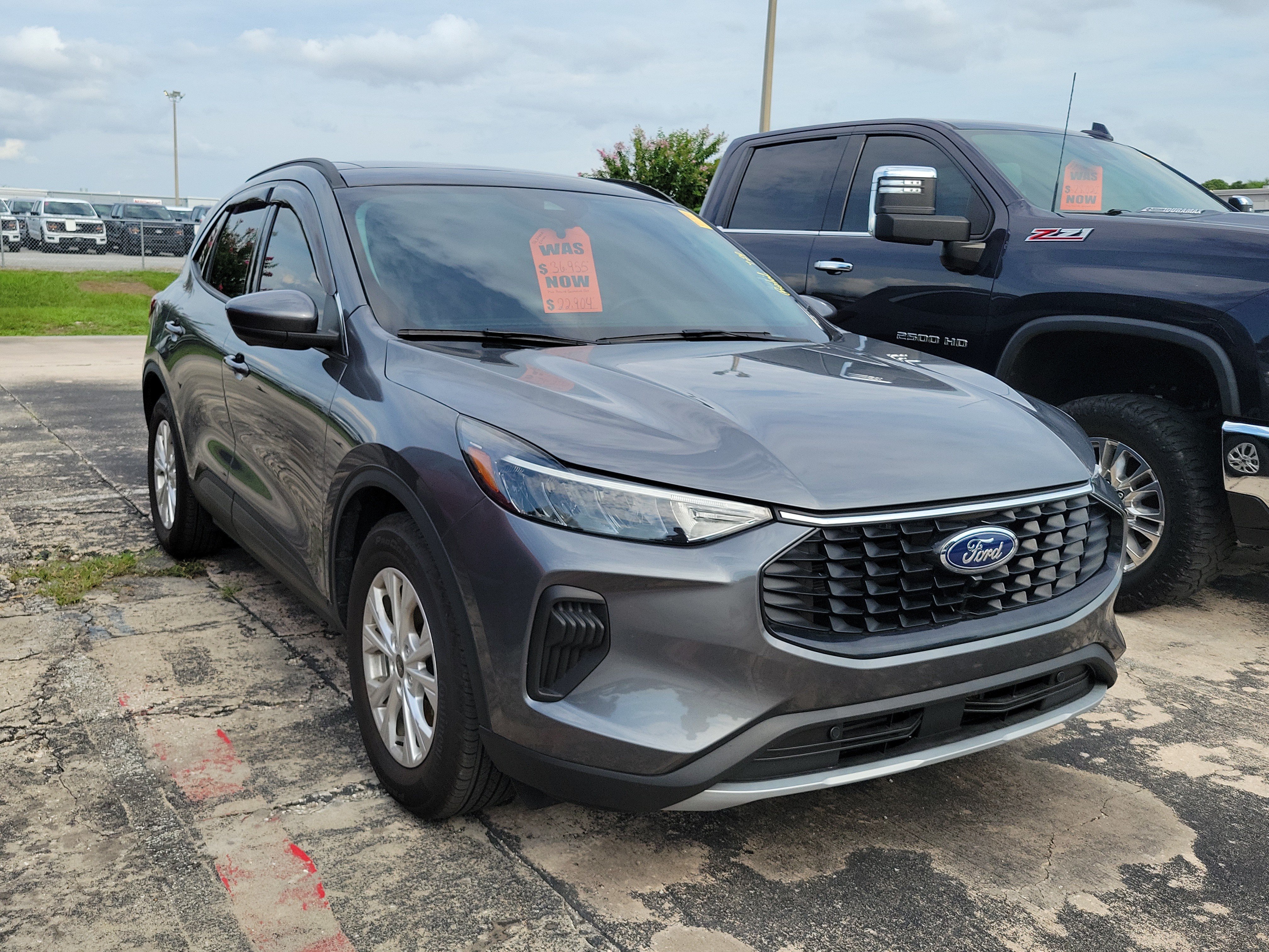 Certified 2024 Ford Escape Active w/ Tech Pack #2 FWD image 6