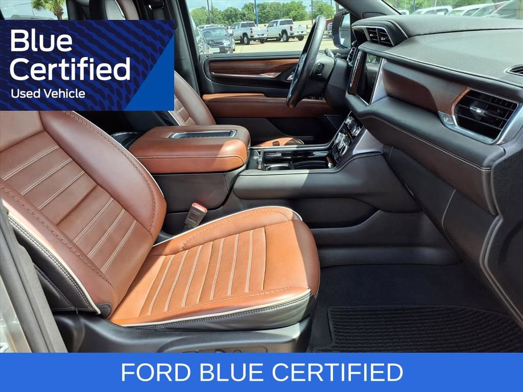 Used 2023 GMC Yukon XL Denali Ultimate AWD/4WD image 28