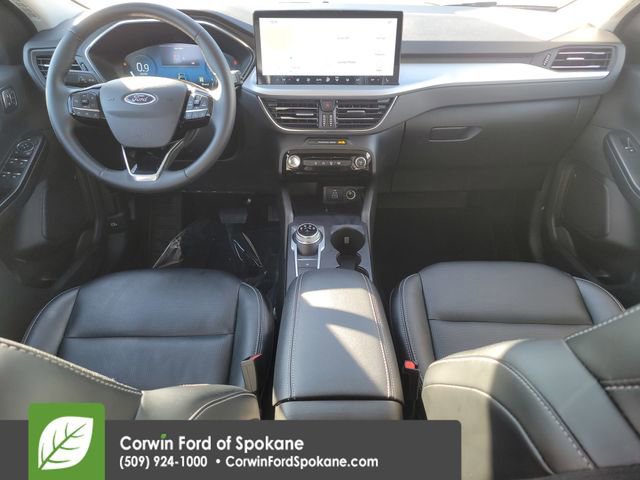 Certified 2025 Ford Escape Platinum image 18