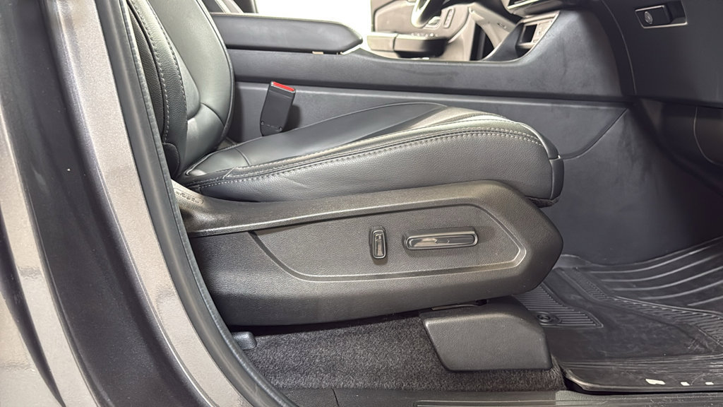 Used 2025 Honda Pilot EX-L image 24