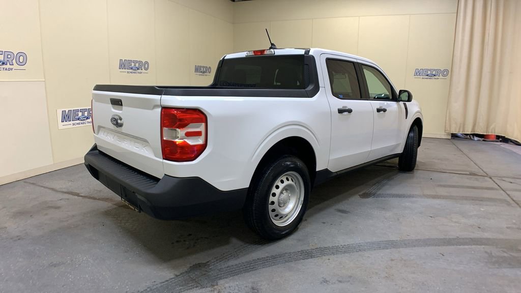 Certified 2024 Ford Maverick XL FWD image 3