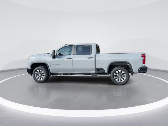 Used 2024 Chevrolet Silverado 2500 Custom w/ Custom Value Package AWD/4WD image 5