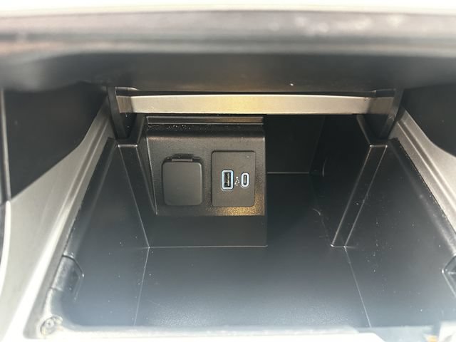 Certified 2023 Ford Explorer XLT AWD/4WD image 24