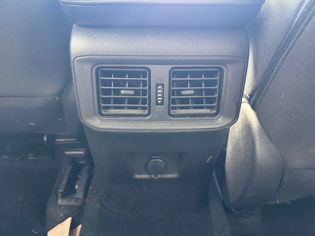 Used 2023 Toyota RAV4 LE AWD/4WD image 42