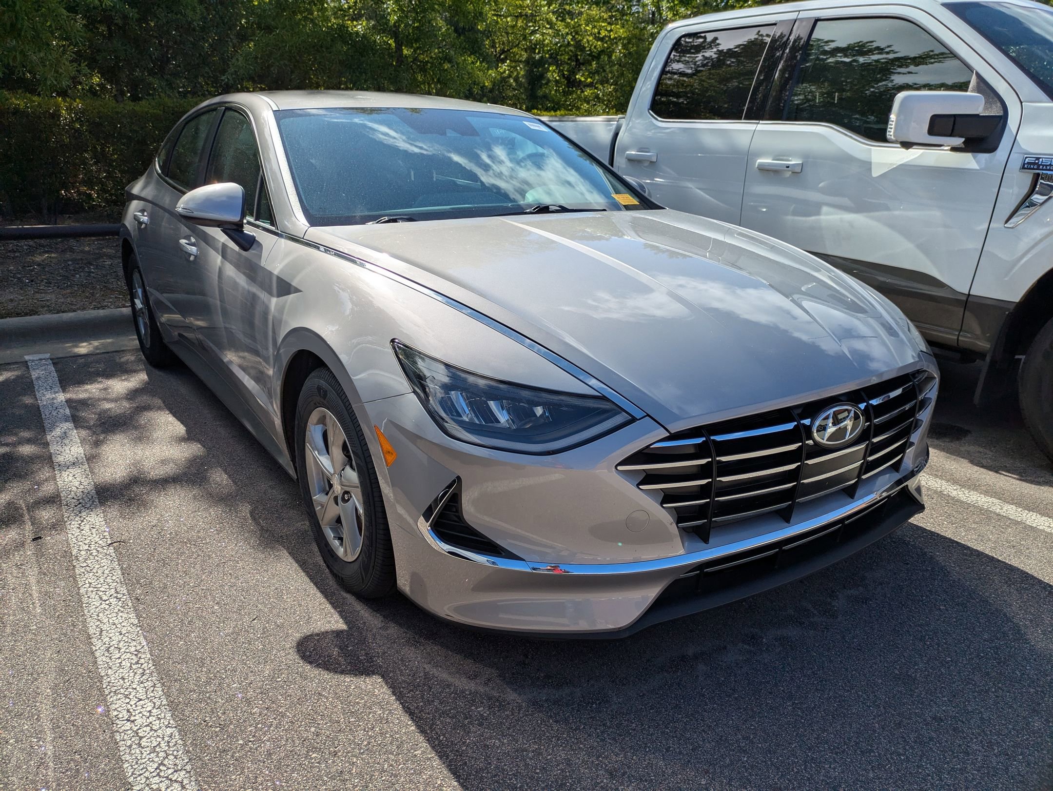 Used 2023 Hyundai Sonata SE w/ Cargo Package