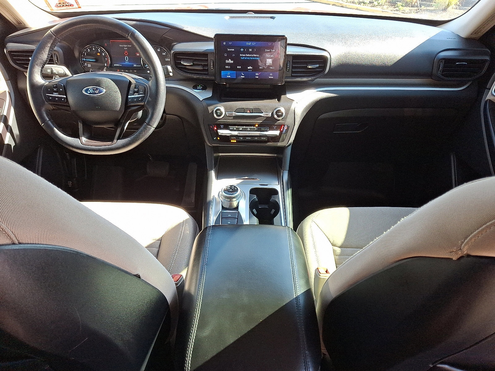 Certified 2020 Ford Explorer XLT w/ Comfort Package image 15