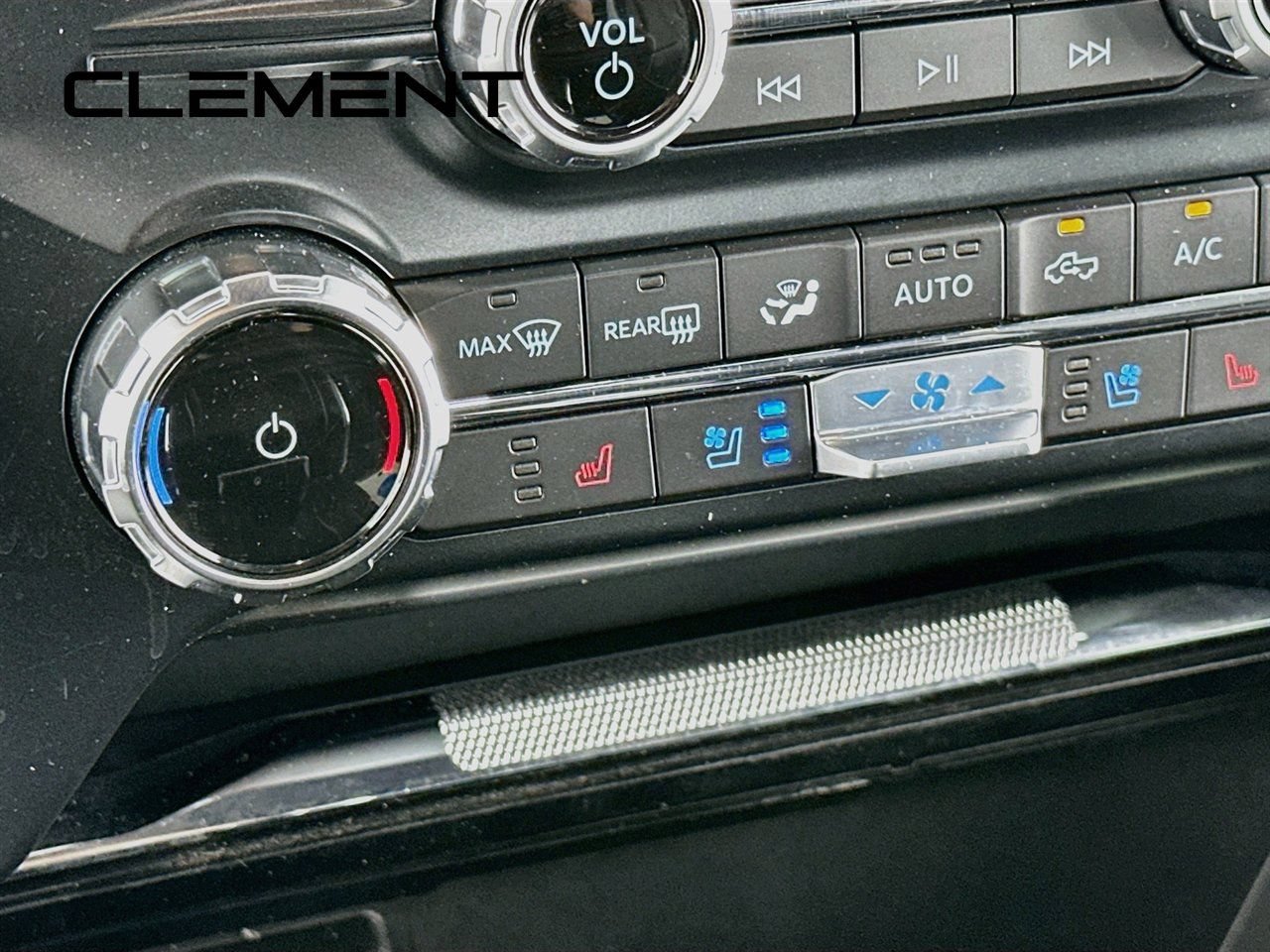 Certified 2023 Ford F150 Lariat AWD/4WD image 23