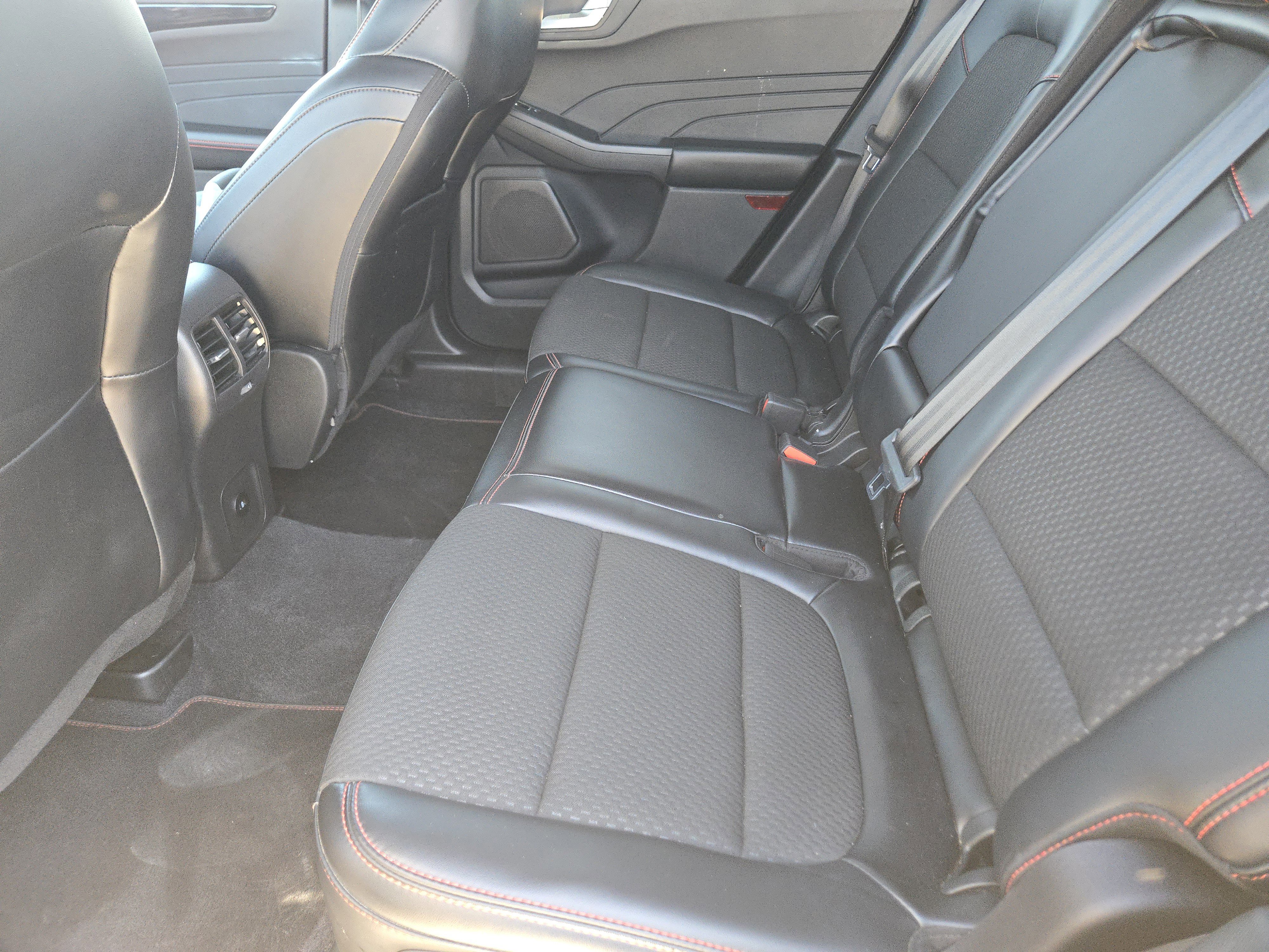 Certified 2023 Ford Escape ST-Line Select image 28