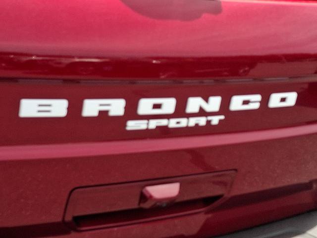Certified 2025 Ford Bronco Sport Outer Banks w/ Outer Banks Tech Package+ AWD/4WD image 31