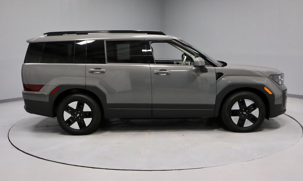 Used 2025 Hyundai Santa Fe SEL AWD/4WD image 12