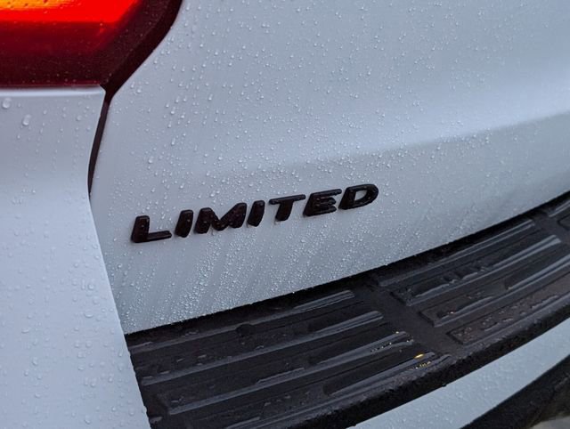 Certified 2023 Ford Expedition Limited image 10