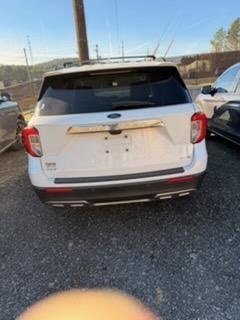 Certified 2020 Ford Explorer XLT w/ Equipment Group 202A image 5