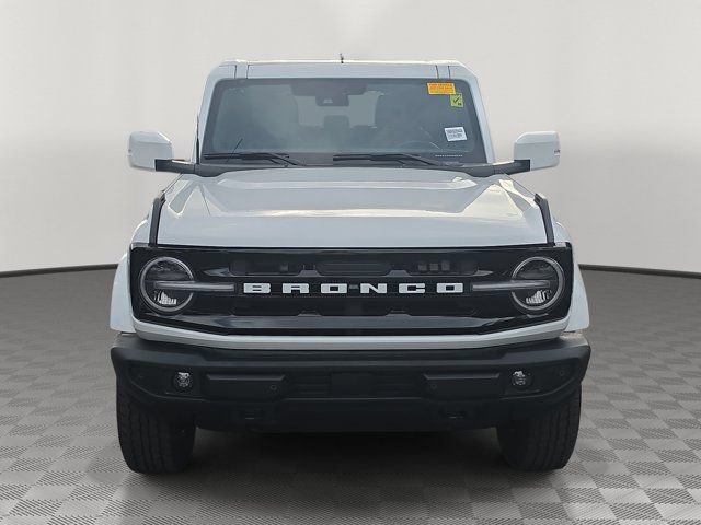 Certified 2025 Ford Bronco Outer Banks AWD/4WD image 2