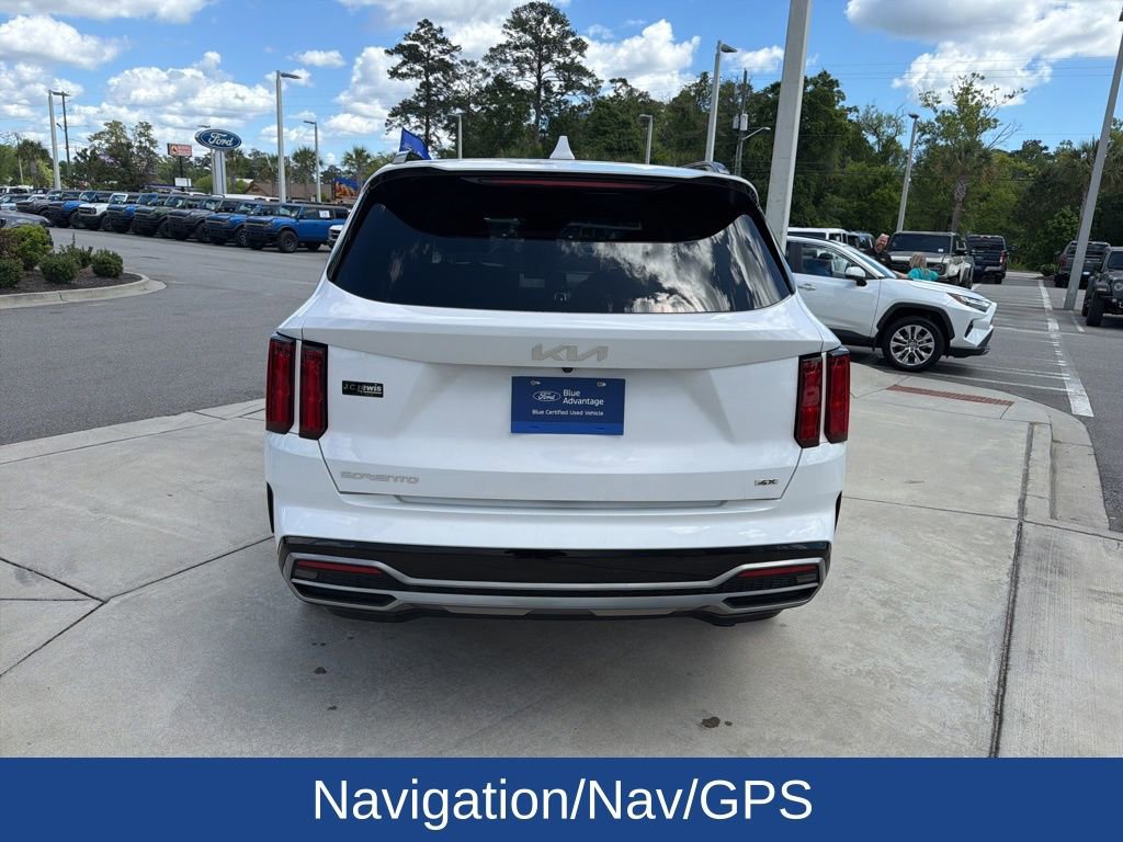 Used 2023 Kia Sorento SX image 4