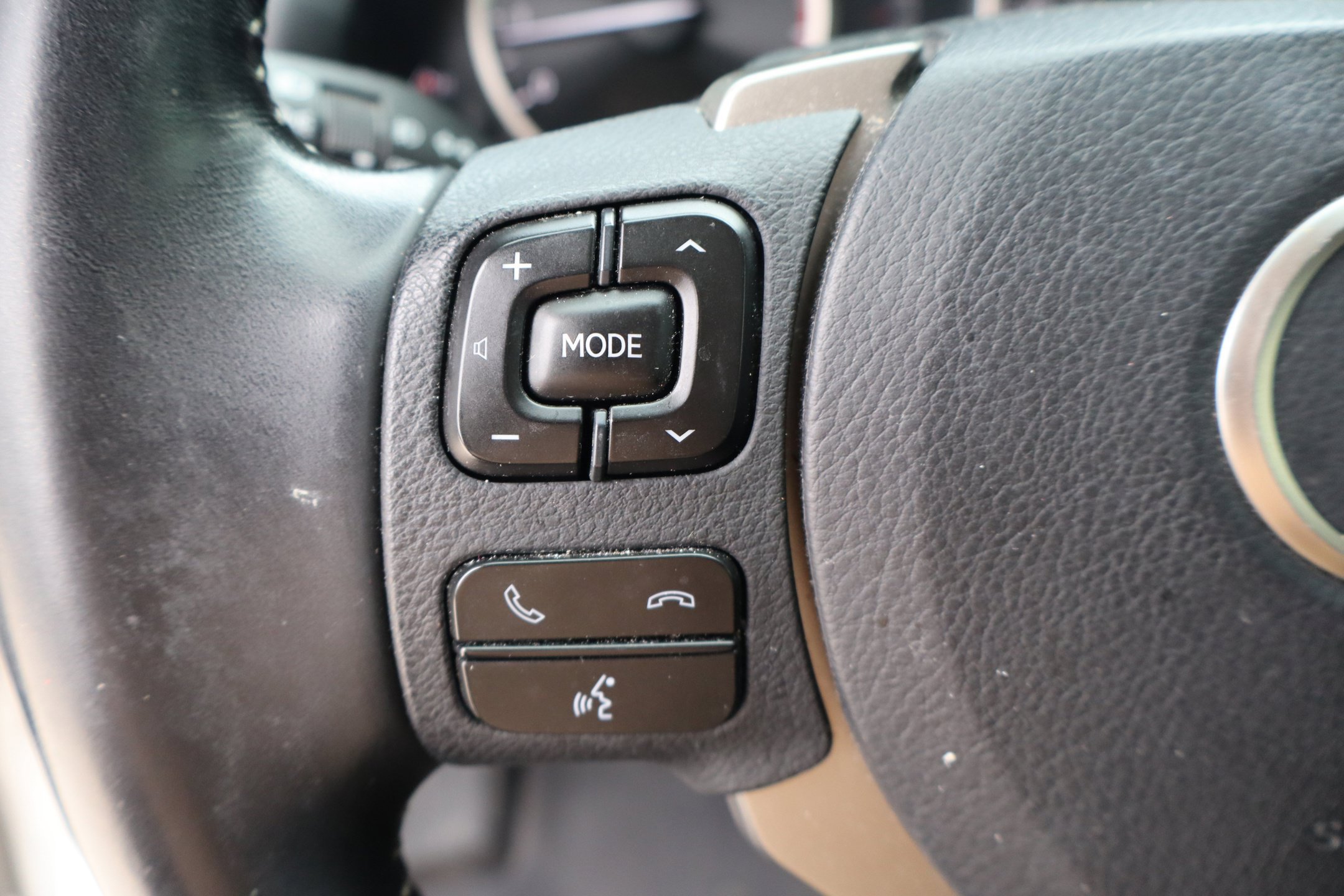 Used 2017 Lexus NX 200t FWD image 16