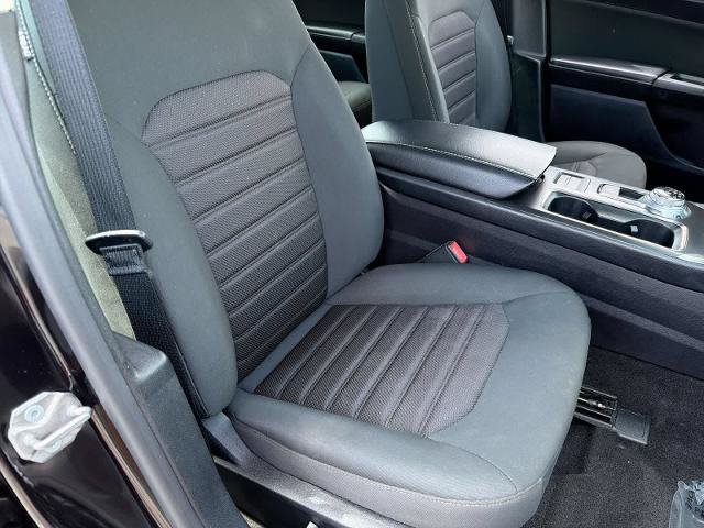 Certified 2019 Ford Fusion SE FWD image 23