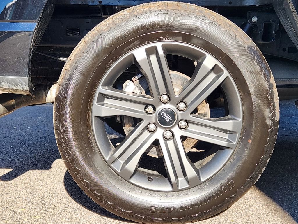 Certified 2023 Ford F150 Lariat w/ Equipment Group 502A High image 18