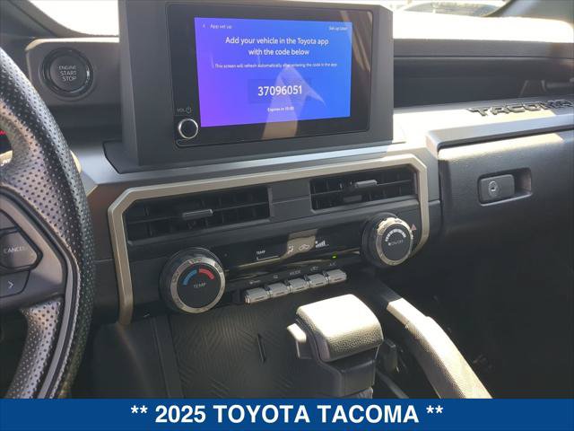 Used 2025 Toyota Tacoma SR5 AWD/4WD image 17