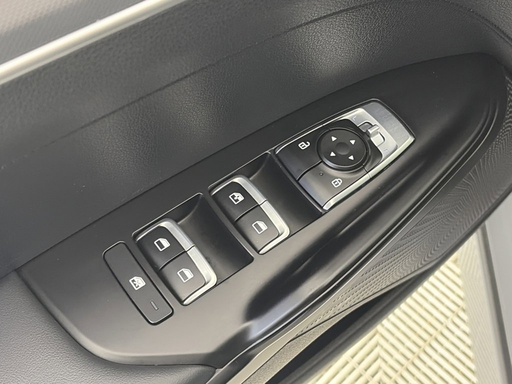 Used 2024 Kia K5 GT-Line w/ GT-Line Premium Package image 25