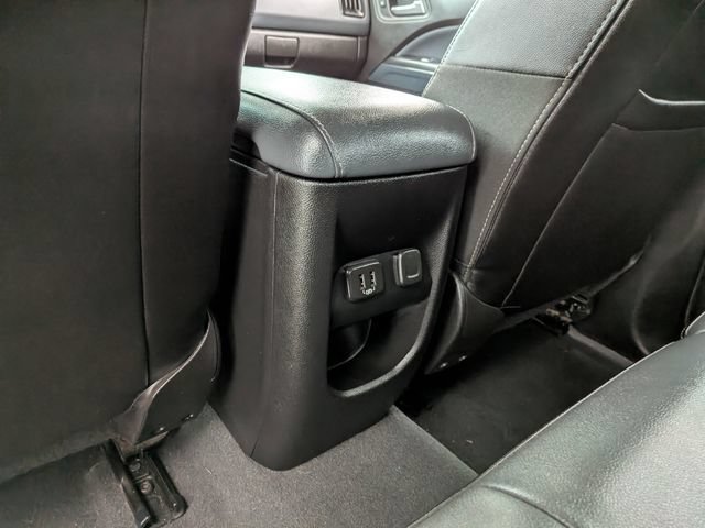 Used 2019 Chevrolet Colorado Z71 AWD/4WD image 19