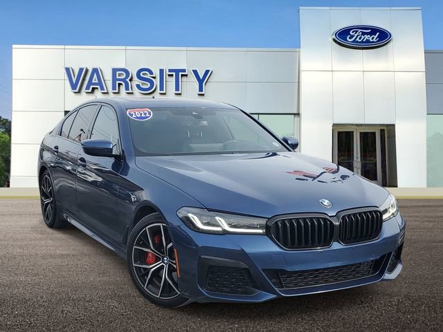 Used 2022 BMW 530i xDrive w/ M Sport Package image 5