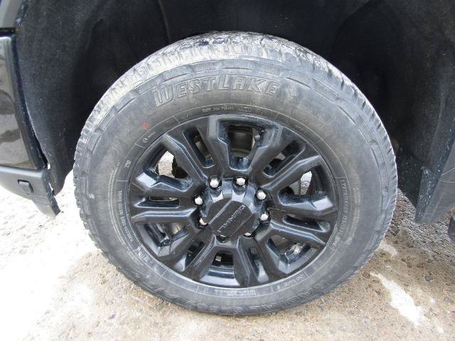 Used 2023 GMC Sierra 2500 Denali w/ Denali Black Diamond Edition AWD/4WD image 39