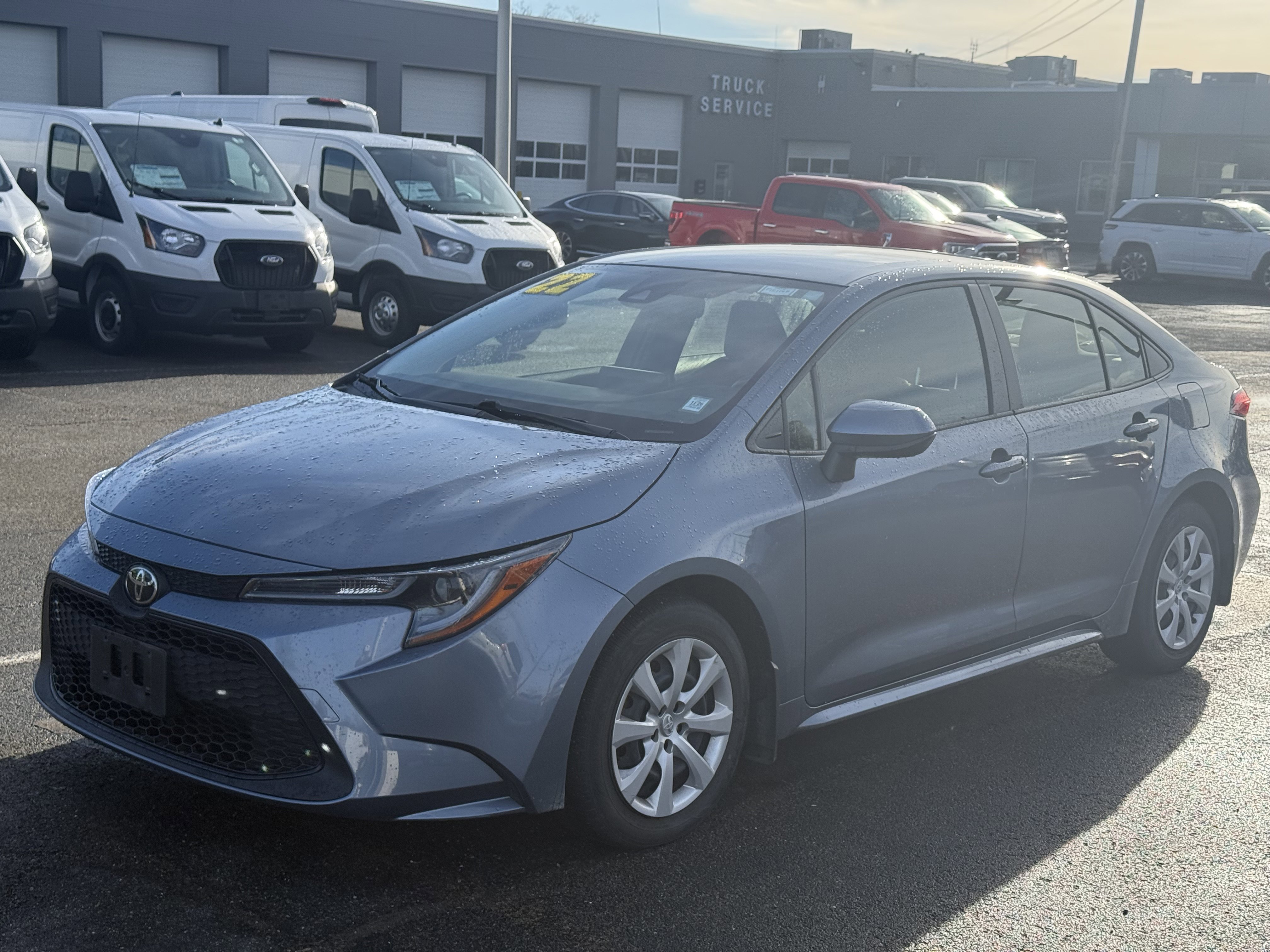 Used 2022 Toyota Corolla LE image 5