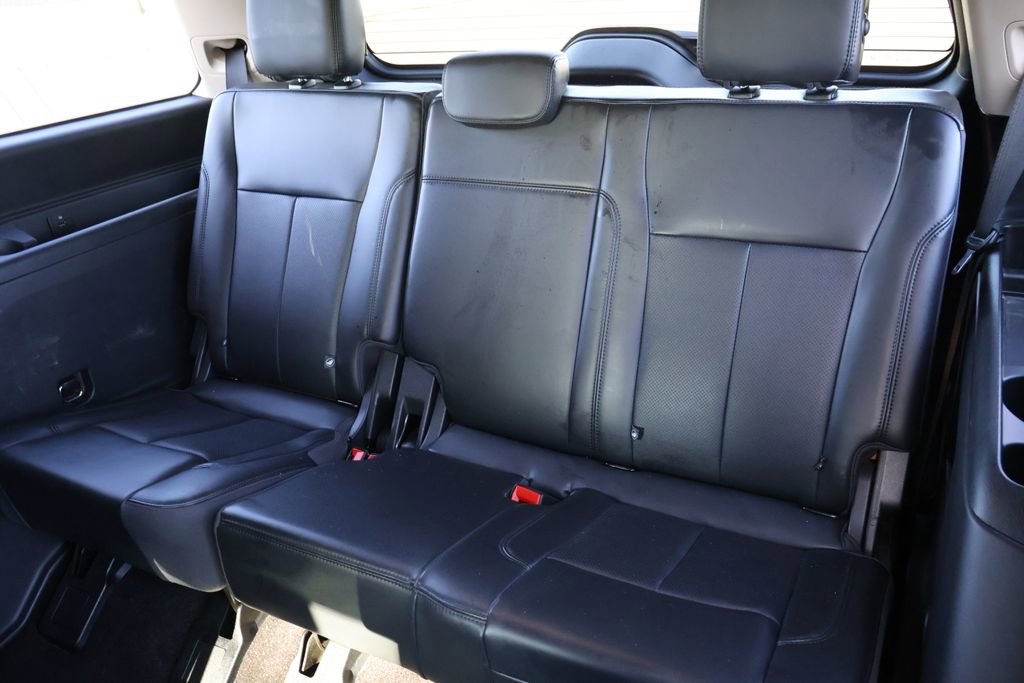 Certified 2023 Ford Expedition XLT RWD image 28