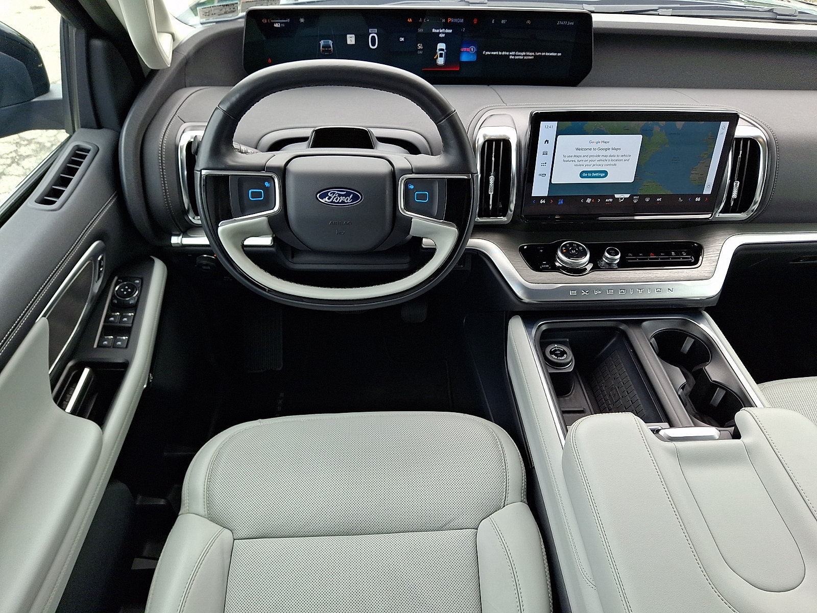 Certified 2025 Ford Expedition Max Platinum w/ Driver's Package AWD/4WD image 15