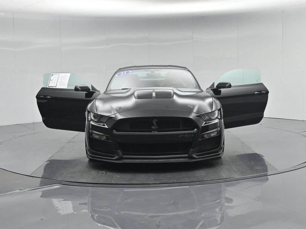 Certified 2021 Ford Mustang Shelby GT500 w/ Carbon Fiber Track Pack RWD image 29