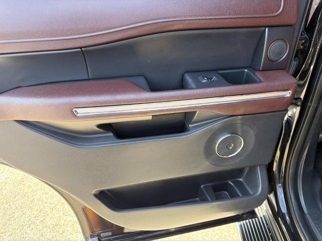 Certified 2022 Ford Expedition Limited AWD/4WD image 11