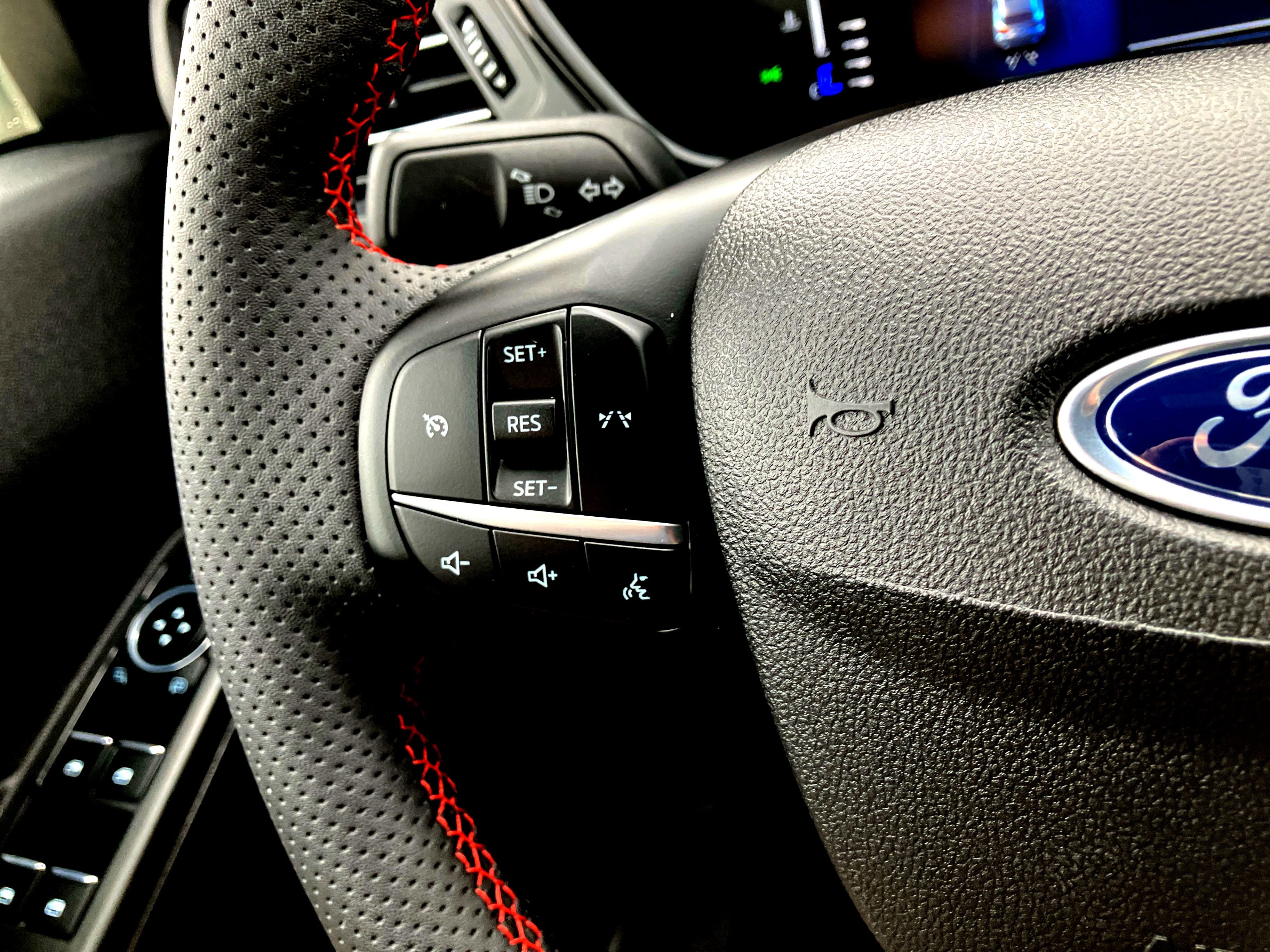 Certified 2023 Ford Escape ST-Line image 33